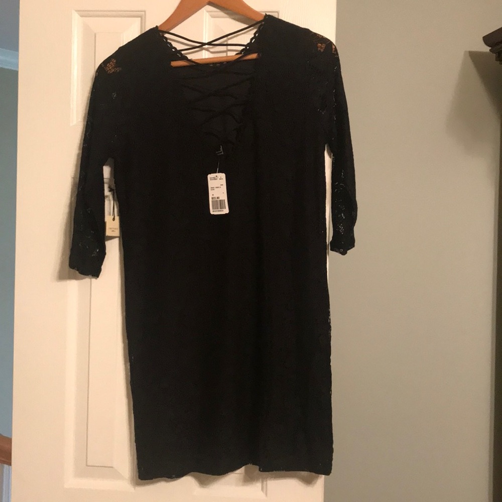 Dress - Picture 2 of 2